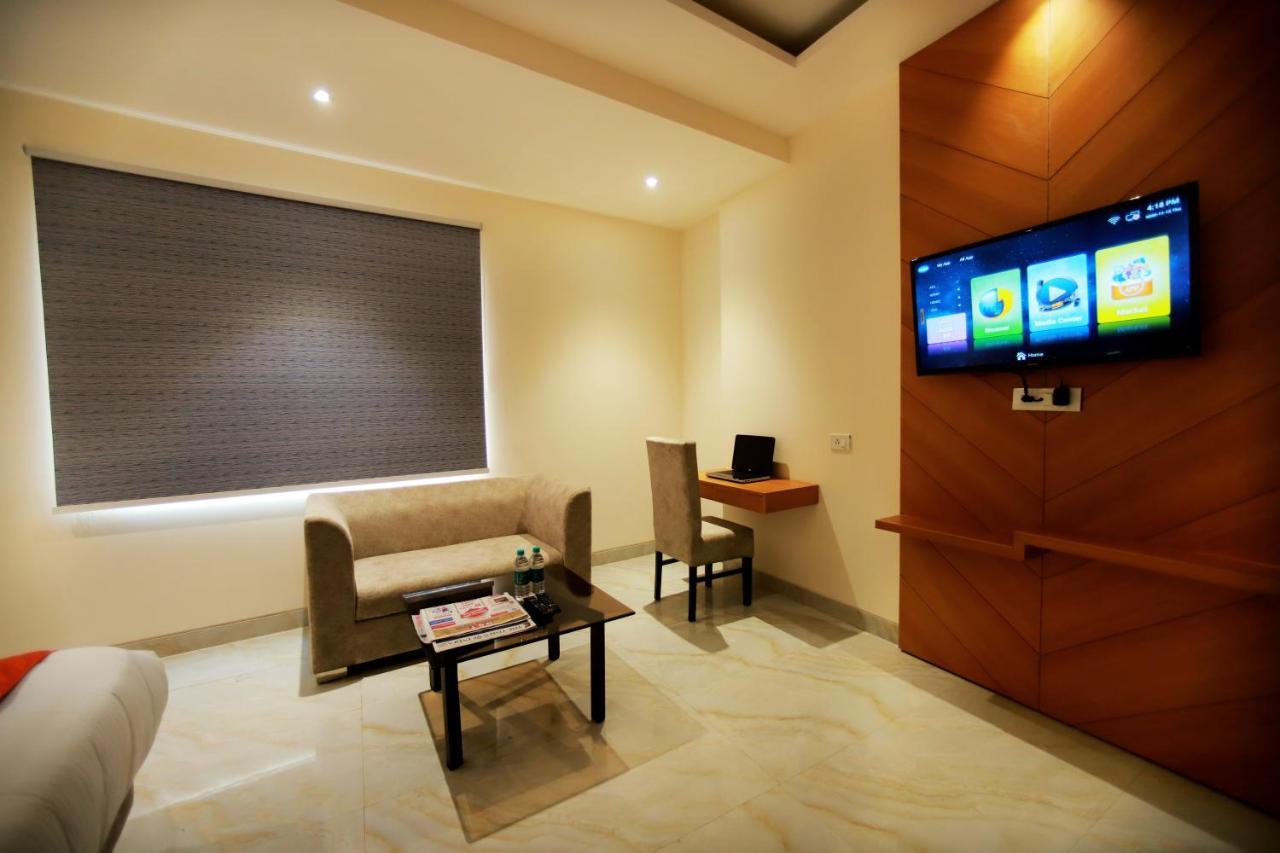 Hotel Stanley By Foxi Group- Near Delhi International Airport Нью-Дели Экстерьер фото