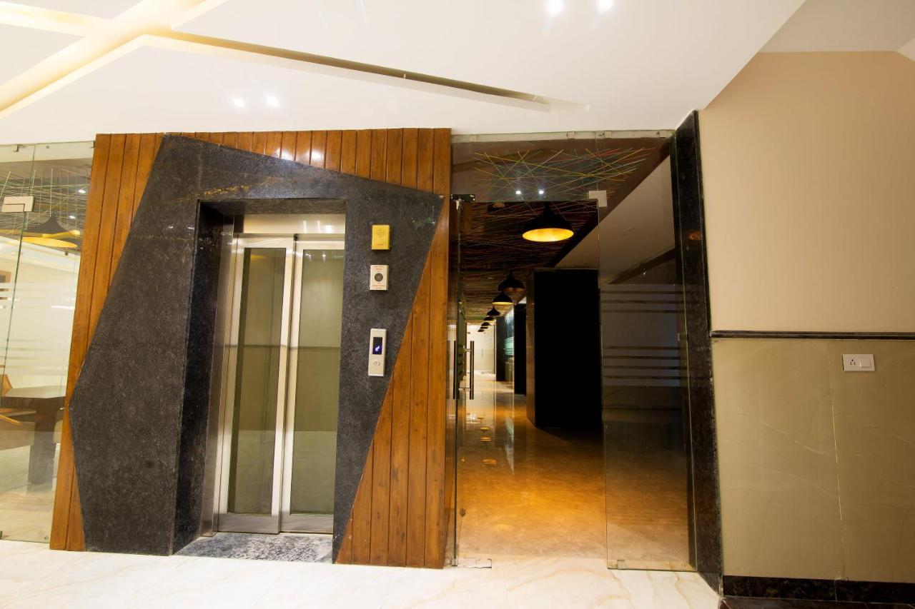 Hotel Stanley By Foxi Group- Near Delhi International Airport Нью-Дели Экстерьер фото