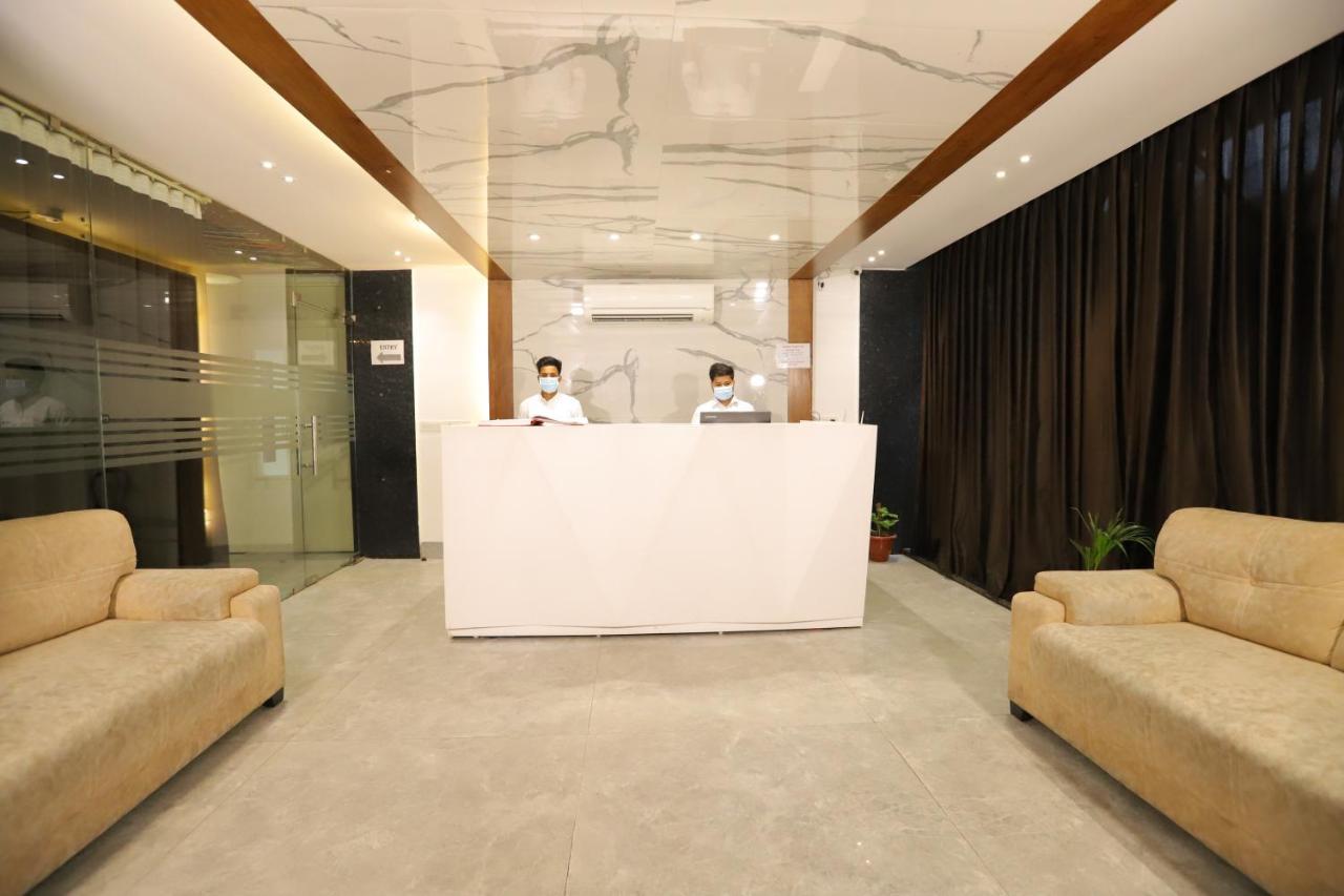 Hotel Stanley By Foxi Group- Near Delhi International Airport Нью-Дели Экстерьер фото
